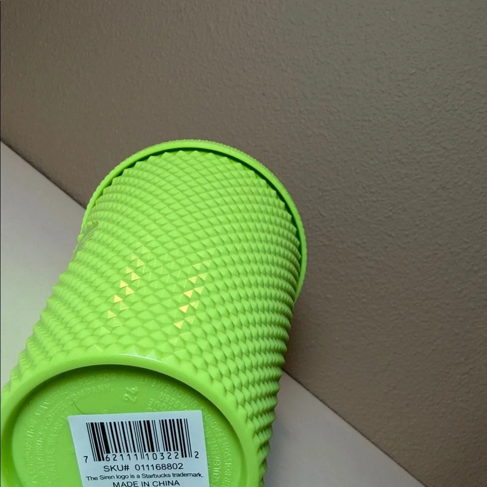 NWT Starbucks 30th Anniversary Studded Bling Frappuccino Cold Cup Neon Green